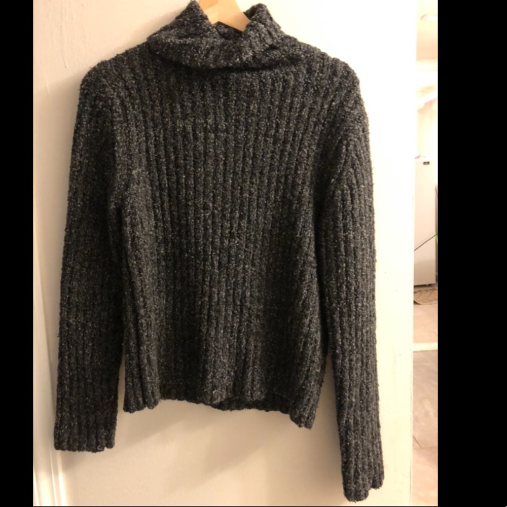 Royal Robbins sweater